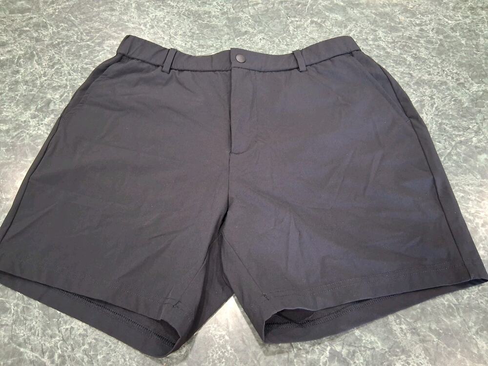 Bearbottom MEDIUM Mens Black Shorts Nylon 5” Inseam Elastic Waist Zip Pocket